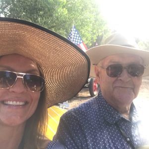 Meet your Posher, Michele